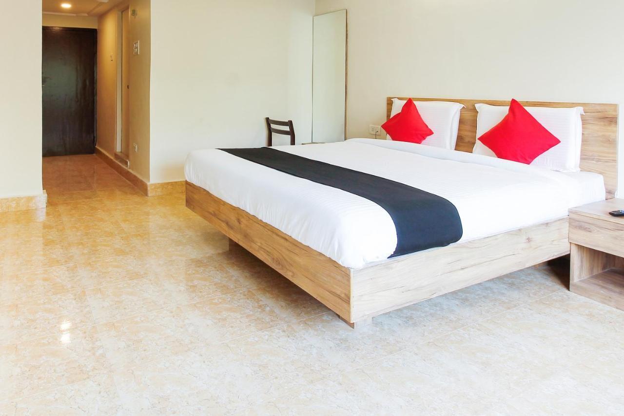 Capital O Sri Suprabhat Grand Near Kachiguda Railway Station حيدر أباد المظهر الخارجي الصورة